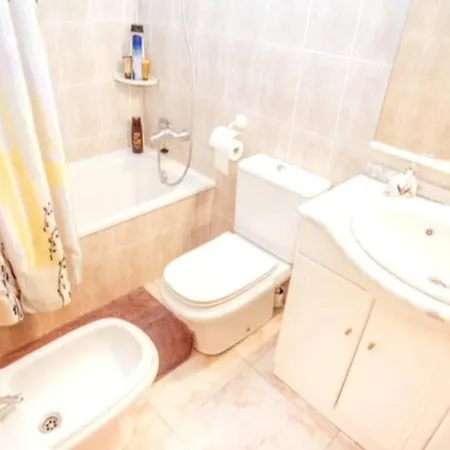 Equiped Fenals Beach Apartment Lloret de Mar